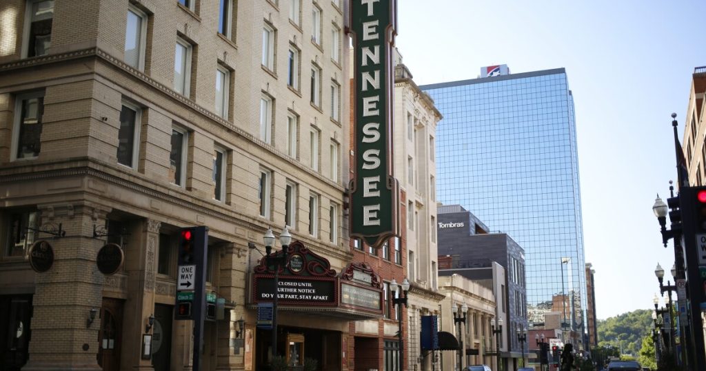 HomeTrust to sell east Tennessee branches to Apex Bank